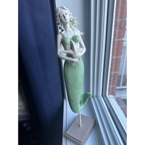 VINTAGE handmade Mermaid green resin jewelry stand decor holder bedroom bath - Picture 1 of 3